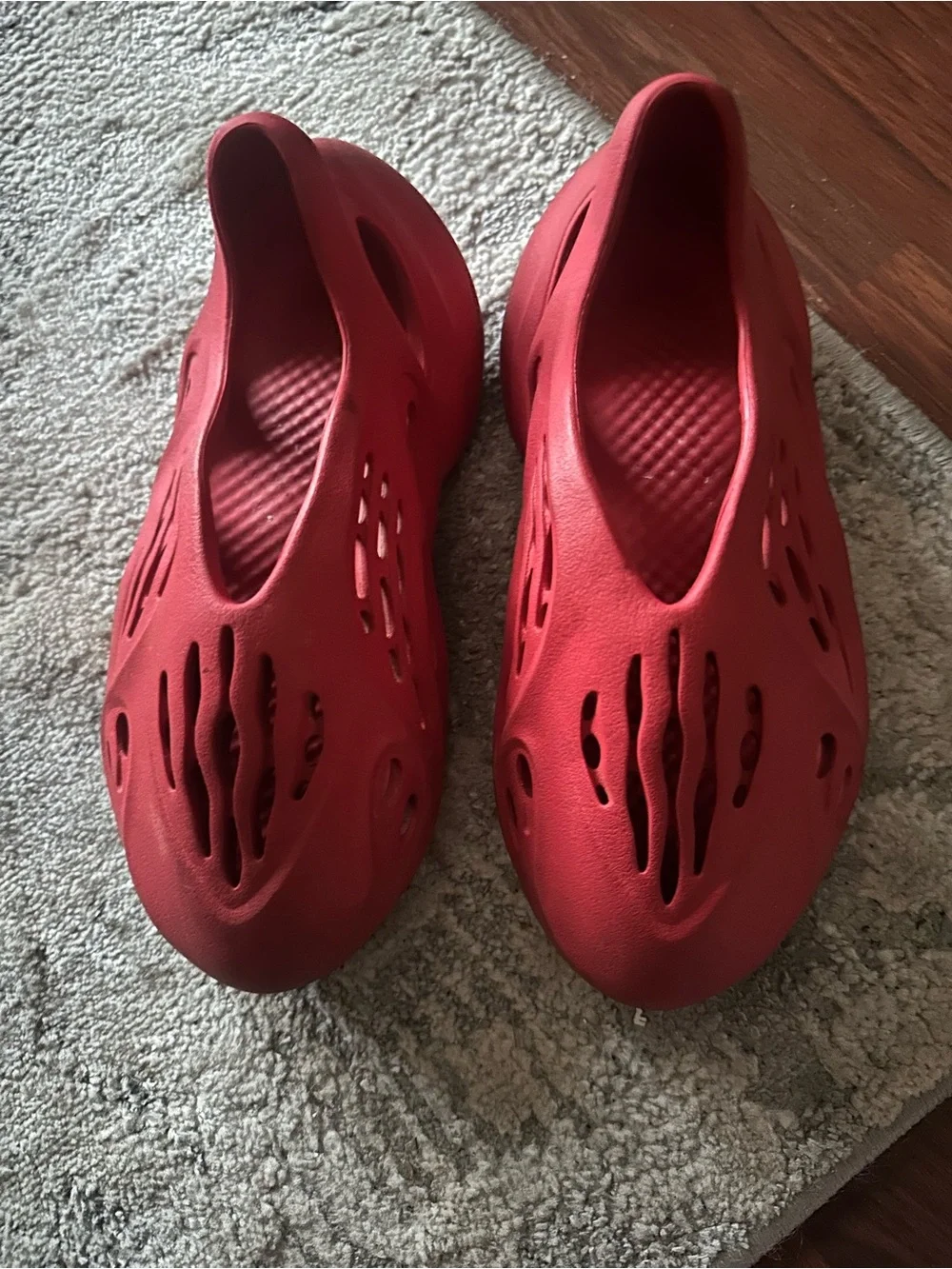 Yeezy Foam Runner Red Slip-On Shoes